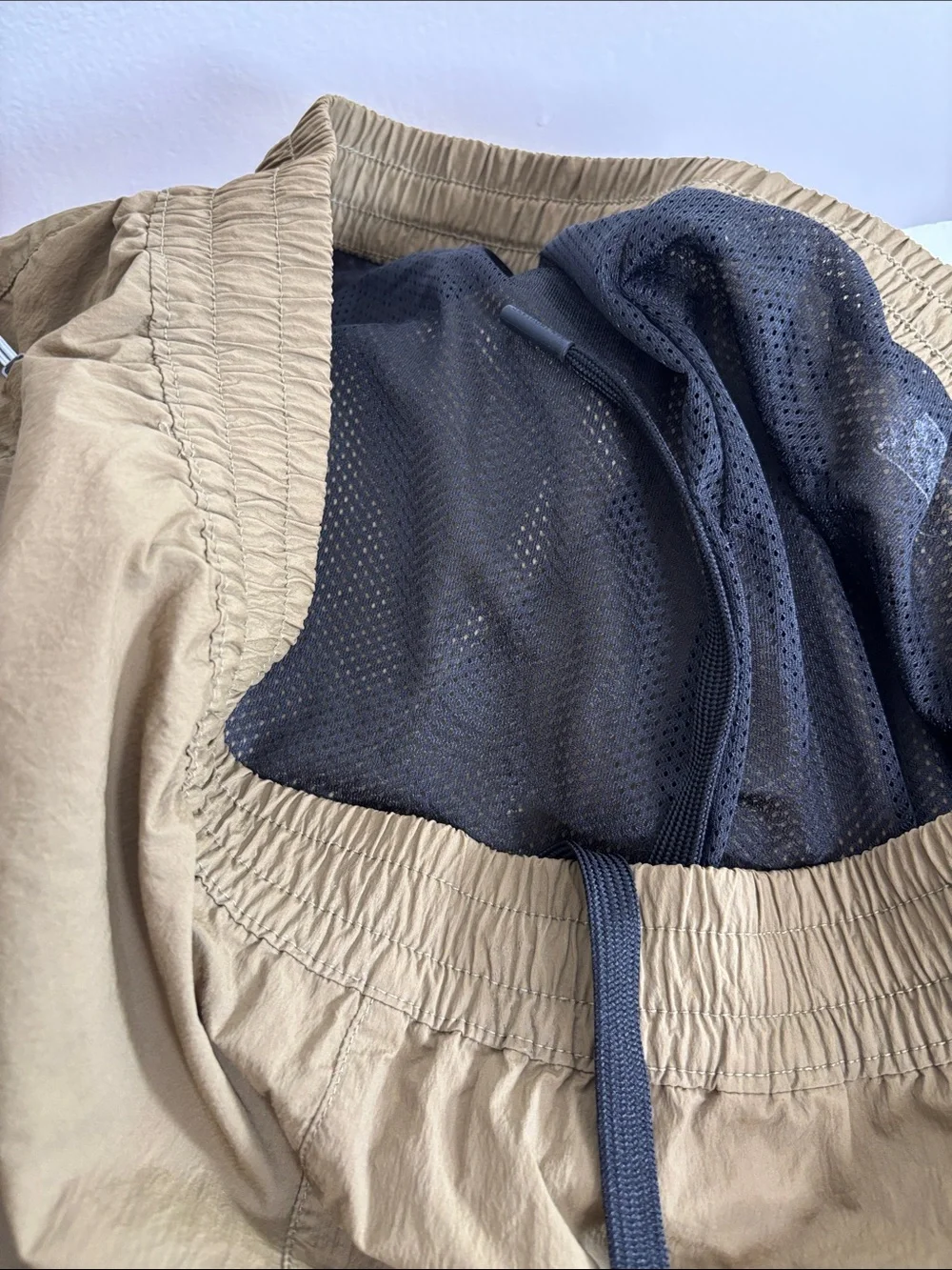 Ten Thousand Nylon Performance Jogger Pants Size M Brown – NEW